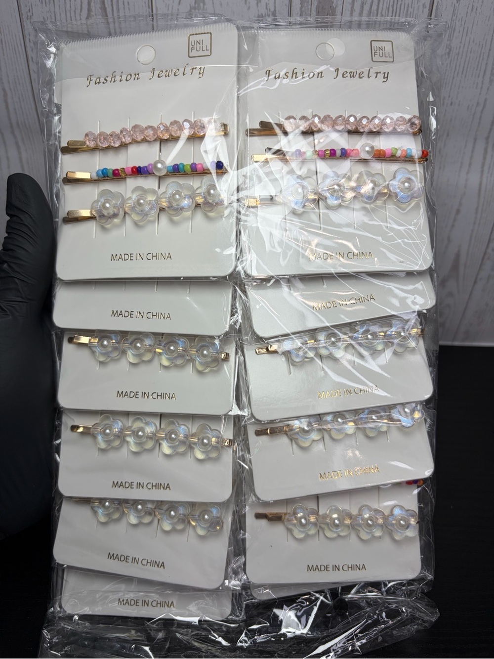 12PCS Women’s Iridescent Flower Hair Clips - (Pearl White) 12-3pc Sets